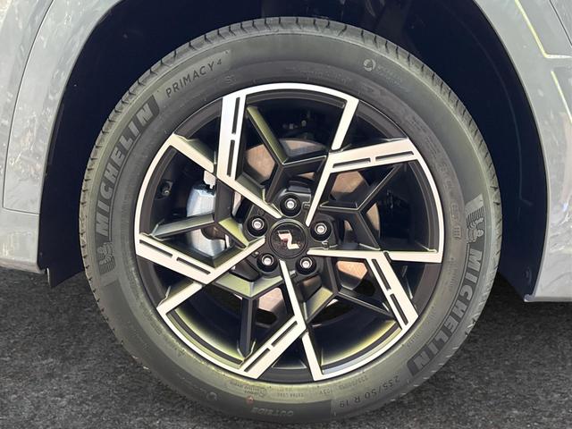 Hyundai / TUCSON / Grau / / / 4WD+NAVI+KAMERA+SHZ+LED+19''ALU+PDC, Beispielbilder, ggf. teilweise mit Sonderausstattung