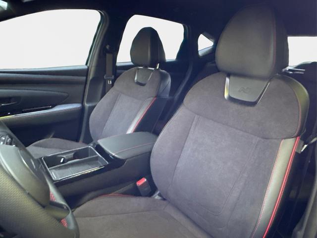 Hyundai / TUCSON / Grau / / / 4WD+NAVI+KAMERA+SHZ+LED+19''ALU+PDC, Beispielbilder, ggf. teilweise mit Sonderausstattung