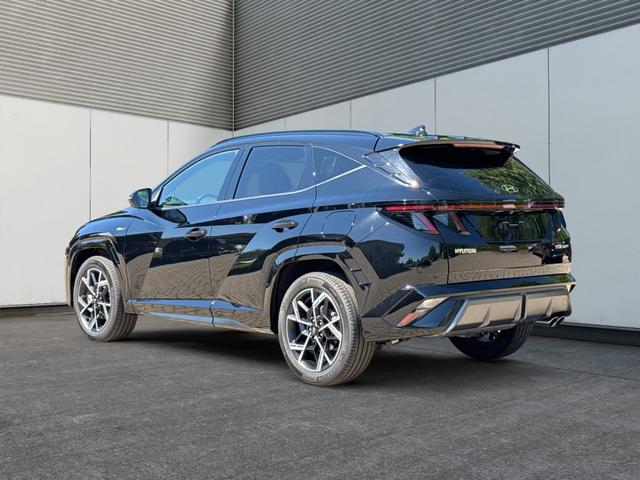 Hyundai / TUCSON / Schwarz / / / 4WD+NAVI+KAMERA+SHZ+LED+19''ALU+PDC, Beispielbilder, ggf. teilweise mit Sonderausstattung