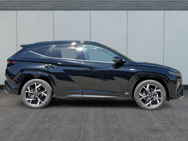 Hyundai / TUCSON / Schwarz / / / 4WD+NAVI+KAMERA+SHZ+LED+19''ALU+PDC, Beispielbilder, ggf. teilweise mit Sonderausstattung