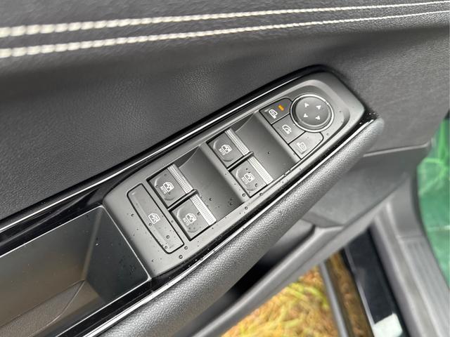 Renault / Austral / Schwarz / / / EL.HECKKL+LED+KAMERA+PDC+19LM, Beispielbilder, ggf. teilweise mit Sonderausstattung