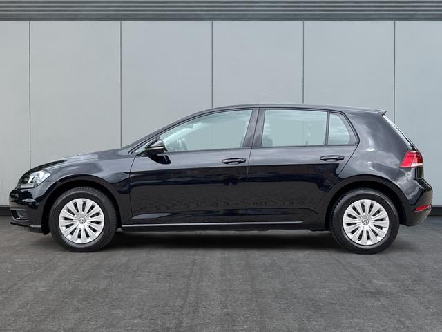 Volkswagen / Golf / Schwarz / / / PDC+TEMPOMAT+CLIMATRONIC