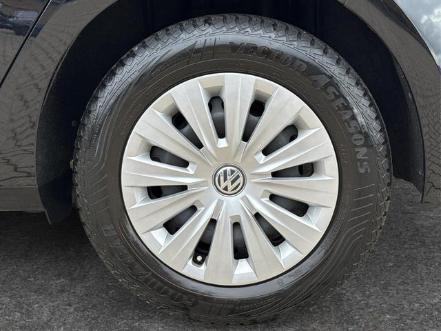 Volkswagen / Golf / Schwarz / / / PDC+TEMPOMAT+CLIMATRONIC