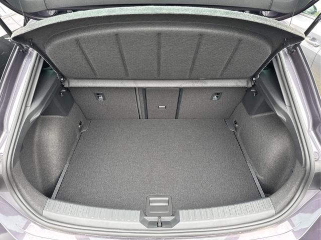 Cupra / Leon / Violett / / / NAVI+KAMERA+KESSY+MEMORY+SHZ+ACC+PDC+LED+19 ALU, Beispielbilder, ggf. teilweise mit Sonderausstattung