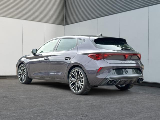 Cupra / Leon / Violett / / / NAVI+KAMERA+KESSY+MEMORY+SHZ+ACC+PDC+LED+19 ALU, Beispielbilder, ggf. teilweise mit Sonderausstattung