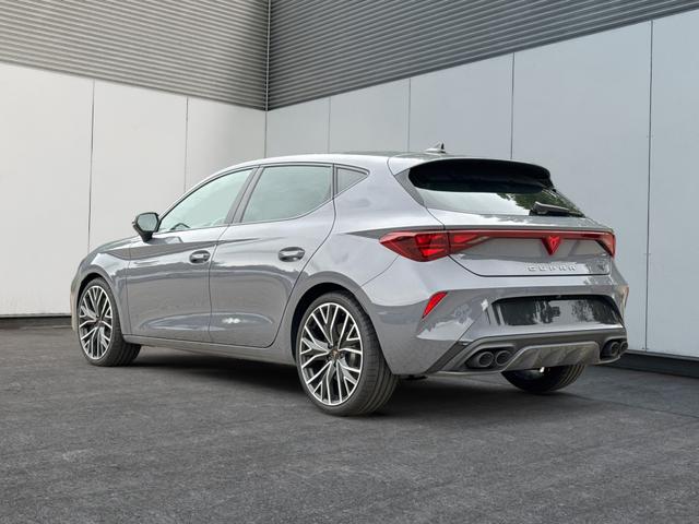 Cupra / Leon / Grau / / / NAVI+KAMERA+KESSY+MEMORY+SHZ+ACC+PDC+LED+19 ALU, Beispielbilder, ggf. teilweise mit Sonderausstattung