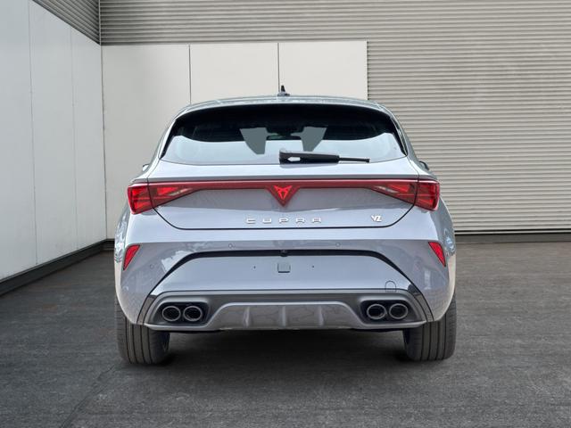 Cupra / Leon / Grau / / / NAVI+KAMERA+KESSY+MEMORY+SHZ+ACC+PDC+LED+19 ALU, Beispielbilder, ggf. teilweise mit Sonderausstattung