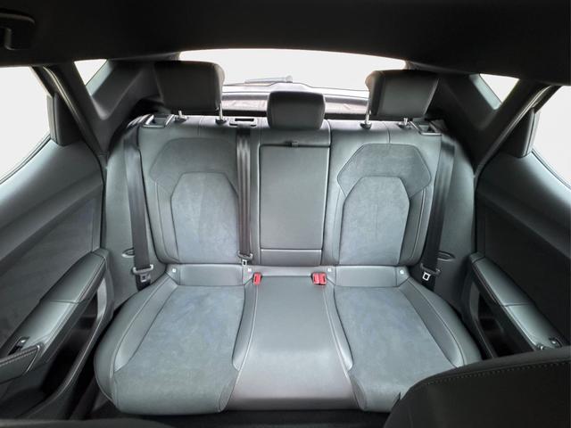 Cupra / Leon / Grau / / / NAVI+KAMERA+KESSY+MEMORY+SHZ+ACC+PDC+LED+19 ALU, Beispielbilder, ggf. teilweise mit Sonderausstattung