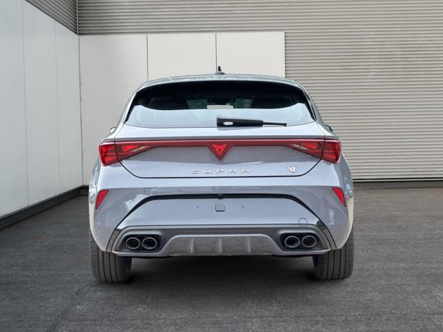 Cupra / Leon / Grau / / / NAVI+KAMERA+KESSY+MEMORY+SHZ+ACC+PDC+LED+19 ALU, Beispielbilder, ggf. teilweise mit Sonderausstattung