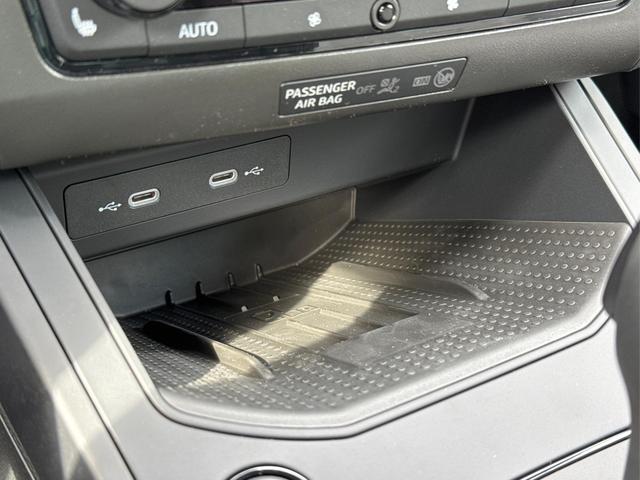 Seat / Arona / / / / KAMERA+PDC+LED+18 ALU+ACC, Bild dient zur Illustration und zeigt aufpreispflichtige Sonderausstattung. "Die Herstellergarantie beginnt bei EU-Fahrzeugen bereits bei Auslieferung vom ausl&auml;ndischen Lieferanten und kann um mehr als 14 Tage verk&uuml;rzt sein.