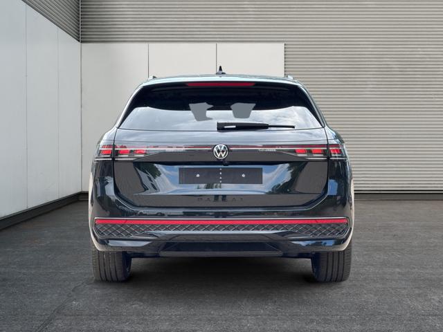 Volkswagen / Passat Variant / / / / LEDER+PANO+AHK+MATRIX+eHK+360 KAM+NAVI+HUD, Alle Fotos k&ouml;nnen Beispielbilder sein und aufpreispflichtige Extras enthalten, die genaue Ausstattung entnehmen Sie bitte dem Beschreibungstext. 