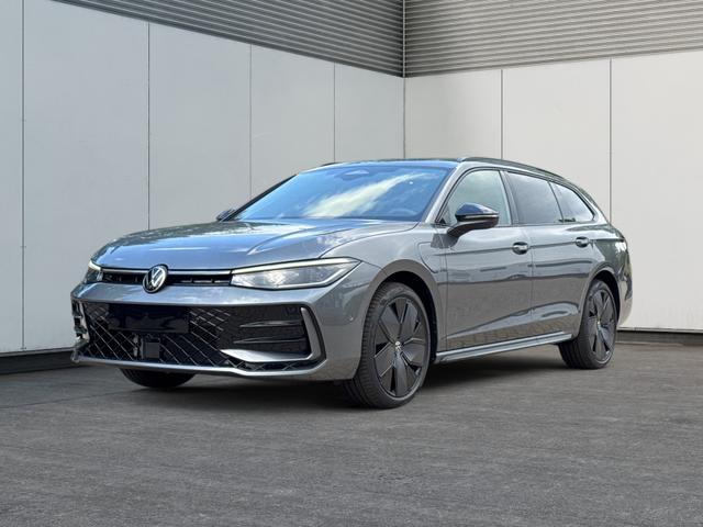 Volkswagen Passat Variant - R-Line Edition Plus LEDER+PANO+AHK+MATRIX+eHK+360 KAM+NAVI+HUD