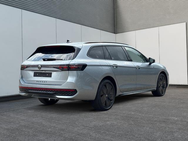 Volkswagen / Passat Variant / / / / LEDER+PANO+AHK+MATRIX+eHK+360 KAM+NAVI+HUD, Beispielbilder, ggf. teilweise mit Sonderausstattung
