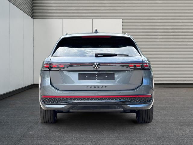 Volkswagen / Passat Variant / / / / LEDER+PANO+AHK+MATRIX+eHK+360 KAM+NAVI+HUD, Beispielbilder, ggf. teilweise mit Sonderausstattung