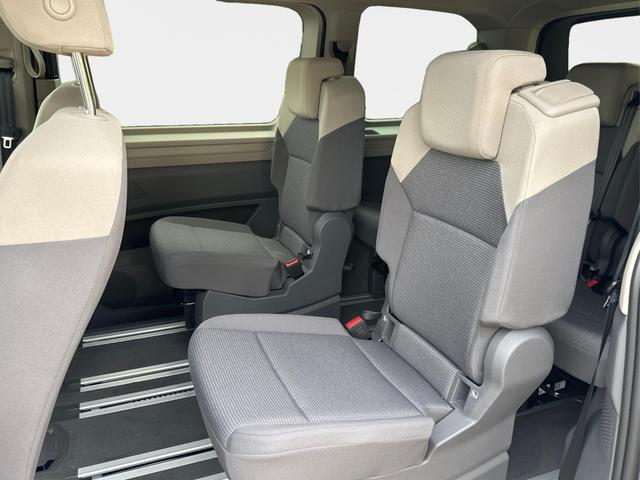 Volkswagen / T7 Multivan / / / / KURZ 7SITZER+MATRIX+AHK+KAMERA+SHZ+17 ALU, Beispielbilder, ggf. teilweise mit Sonderausstattung