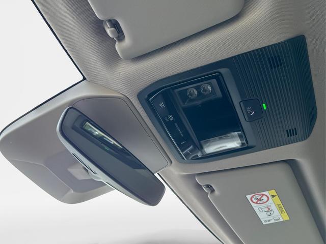 Volkswagen / T7 Multivan / / / / KURZ 7SITZER+MATRIX+AHK+KAMERA+SHZ+17 ALU, Beispielbilder, ggf. teilweise mit Sonderausstattung