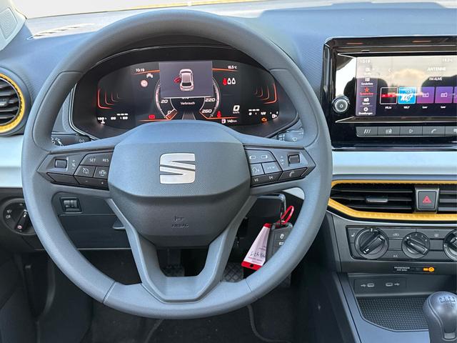 Seat / Ibiza / Grau / / / SHZ+FULL LINK+KLIMA+PDC+LED+15 ALU+TEMPOMAT
