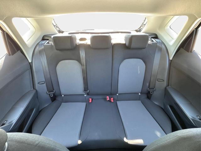 Seat / Ibiza / Grau / / / SHZ+FULL LINK+KLIMA+PDC+LED+15 ALU+TEMPOMAT