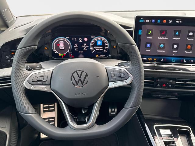 Volkswagen / Golf / Schwarz / / / LED-PLUS+ACC+SHZ+KEYLESS+KAMERA+18 ALU, Beispielbilder, ggf. teilweise mit Sonderausstattung