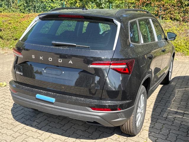 Skoda / Karoq / Schwarz / / / AHK+LED+KAMERA+PDC+ACC, Beispielbilder, ggf. teilweise mit Sonderausstattung