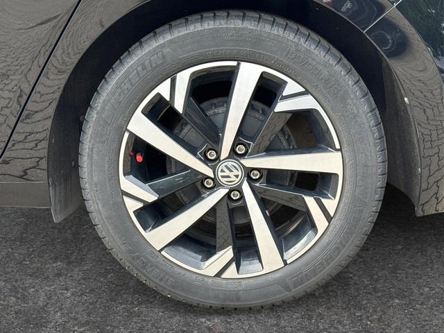 Volkswagen / Polo / Schwarz / / / Beats SOUND+SHZ+SPORT-PAKET+8-FACH-BEREIFT