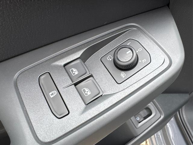 Volkswagen / Caddy Maxi / / / / Caddy Maxi +PDC v+h+KAMERA+SHZ+GJR+ACC+LANE ASSIST, Beispielbilder, ggf. teilweise mit Sonderausstattung