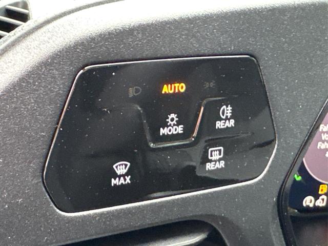 Volkswagen / Caddy Maxi / / / / Caddy Maxi +PDC v+h+KAMERA+SHZ+GJR+ACC+LANE ASSIST, Beispielbilder, ggf. teilweise mit Sonderausstattung
