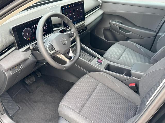 Volkswagen / T-Roc / Schwarz / / / 5J GARANTIE+AHK+ACC+17 ALU+KAMERA+SHZ+LED , Beispielbilder, ggf. teilweise mit Sonderausstattung