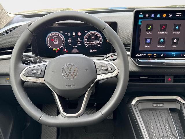 Volkswagen / T-Roc / Schwarz / / / 5J GARANTIE+AHK+ACC+17 ALU+KAMERA+SHZ+LED , Beispielbilder, ggf. teilweise mit Sonderausstattung