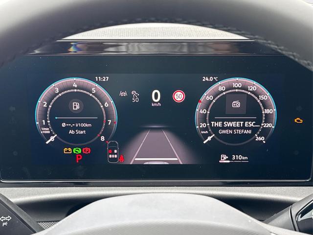 Volkswagen / T-Roc / Schwarz / / / 5J GARANTIE+AHK+ACC+17 ALU+KAMERA+SHZ+LED , Beispielbilder, ggf. teilweise mit Sonderausstattung