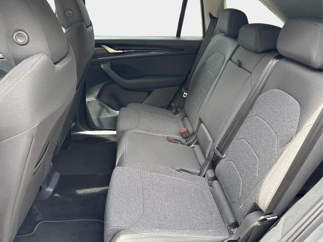 Skoda / Kodiaq / Silber / / / DSG+AHK+NAVI+19'' ALU+ACC+KAMERA, Beispielbilder, ggf. teilweise mit Sonderausstattung