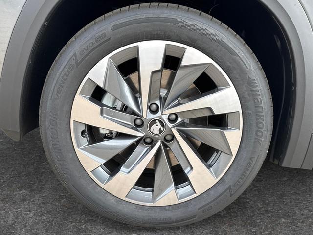 Skoda / Kodiaq / Grau / / / DSG+AHK+NAVI+19'' ALU+ACC+KAMERA, Beispielbilder, ggf. teilweise mit Sonderausstattung