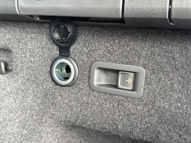 Skoda / Kodiaq / Grau / / / DSG+AHK+NAVI+19'' ALU+ACC+KAMERA, Beispielbilder, ggf. teilweise mit Sonderausstattung
