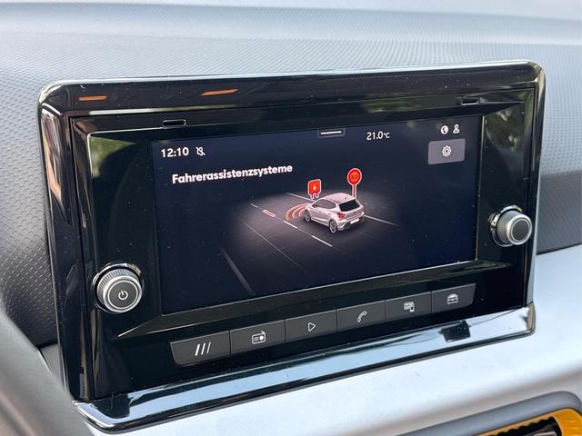 Seat / Ibiza / Blau / / / FULL LINK+SHZ+KLIMA+PDC+LED+15 ALU+TEMPOMAT, Beispielbilder, ggf. teilweise mit Sonderausstattung