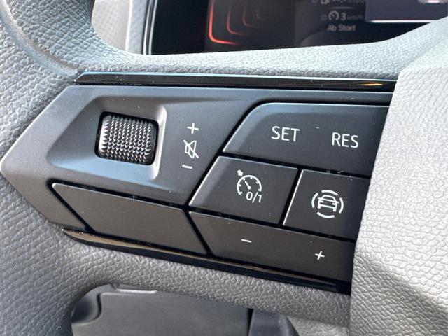 Seat / Ibiza / Blau / / / FULL LINK+SHZ+KLIMA+PDC+LED+15 ALU+TEMPOMAT, Beispielbilder, ggf. teilweise mit Sonderausstattung