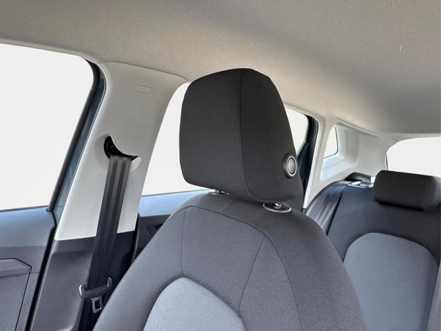 Seat / Ibiza / Blau / / / FULL LINK+SHZ+KLIMA+PDC+LED+15 ALU+TEMPOMAT, Beispielbilder, ggf. teilweise mit Sonderausstattung