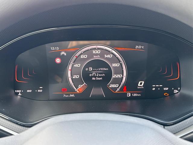 Seat / Ibiza / Blau / / / FULL LINK+SHZ+KLIMA+PDC+LED+15 ALU+TEMPOMAT, Beispielbilder, ggf. teilweise mit Sonderausstattung
