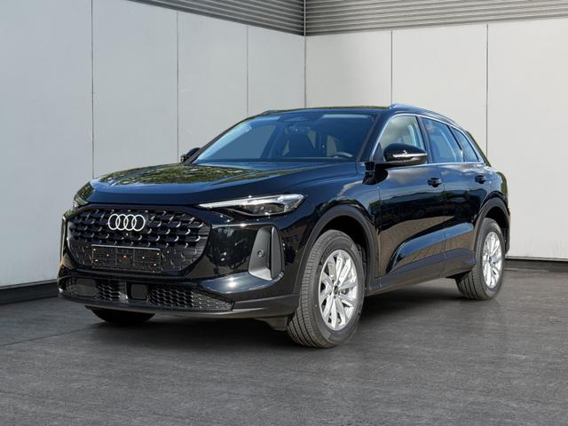 Audi Q5 - Basis QUATTRO+NAVI+KAMERA+AHK+PANO+SHZ+PDC+ACC