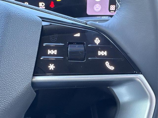 Audi / Q5 / Schwarz / / / QUATTRO+NAVI+KAMERA+AHK+PANO+SHZ+PDC+ACC