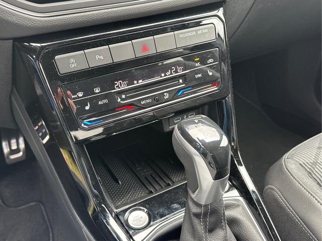 Volkswagen / T-Cross / / / / NAVI+SHZ+MATRIX+ACC+KAMERA+18'' ALU, Beispielbilder, ggf. teilweise mit Sonderausstattung
