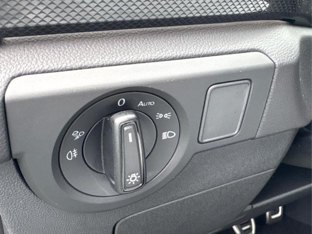 Volkswagen / T-Cross / / / / NAVI+SHZ+MATRIX+ACC+KAMERA+18''ALU, Beispielbilder, ggf. teilweise mit Sonderausstattung