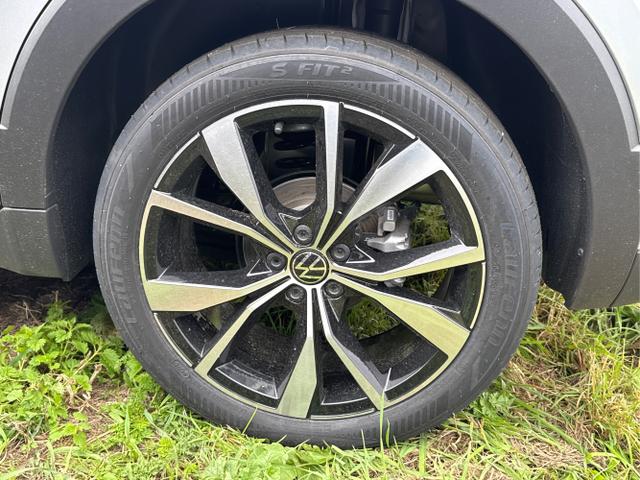 Volkswagen / T-Cross / / / / NAVI+SHZ+MATRIX+ACC+KAMERA+18''ALU, Beispielbilder, ggf. teilweise mit Sonderausstattung