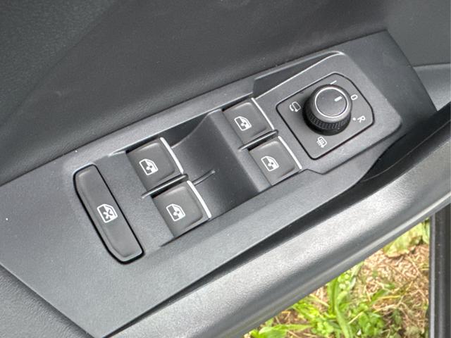 Volkswagen / T-Cross / / / / NAVI+SHZ+MATRIX+ACC+KAMERA+18''ALU, Beispielbilder, ggf. teilweise mit Sonderausstattung