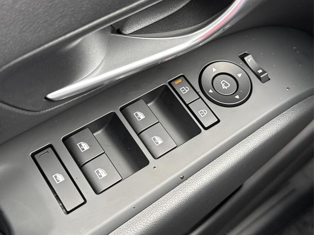 Hyundai / TUCSON / Gr&uuml;n / / / NAVI+KAMERA+SHZ+LED+TEMPOMAT+17 ALU+PDC, Beispielbilder, ggf. teilweise mit Sonderausstattung