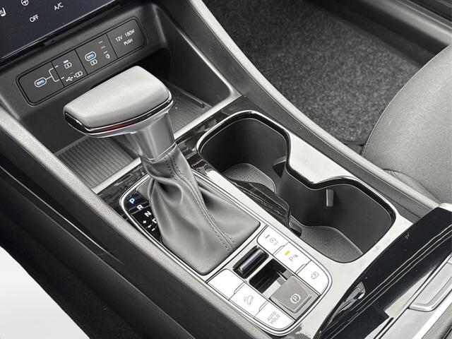 Hyundai / TUCSON / Gr&uuml;n / / / NAVI+KAMERA+SHZ+LED+TEMPOMAT+17 ALU+PDC, Beispielbilder, ggf. teilweise mit Sonderausstattung