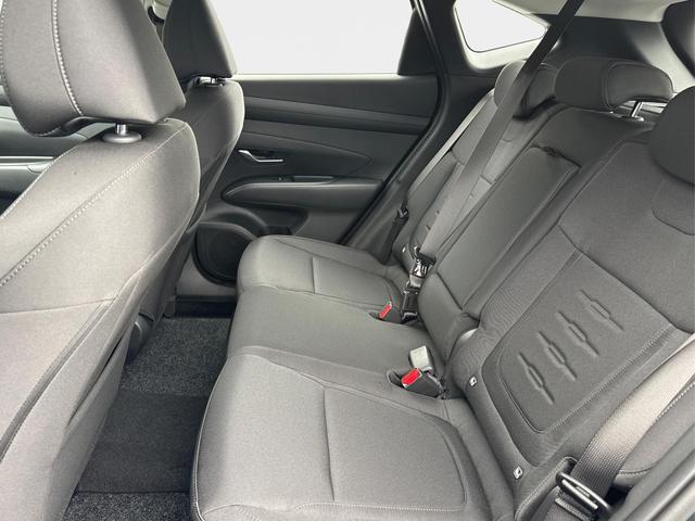 Hyundai / TUCSON / Gr&uuml;n / / / NAVI+KAMERA+SHZ+LED+TEMPOMAT+17 ALU+PDC, Beispielbilder, ggf. teilweise mit Sonderausstattung