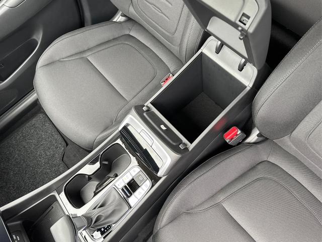 Hyundai / TUCSON / Gr&uuml;n / / / NAVI+KAMERA+SHZ+LED+TEMPOMAT+17 ALU+PDC, Beispielbilder, ggf. teilweise mit Sonderausstattung