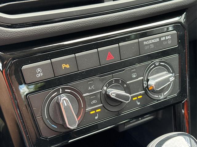 Volkswagen / T-Cross / / / / (Life+) SHZ+ACC+KAMERA+APP+KLIMA+LED+17'' ALU