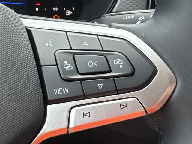 Volkswagen / T-Cross / / / / (Life+) SHZ+ACC+KAMERA+APP+KLIMA+LED+17'' ALU