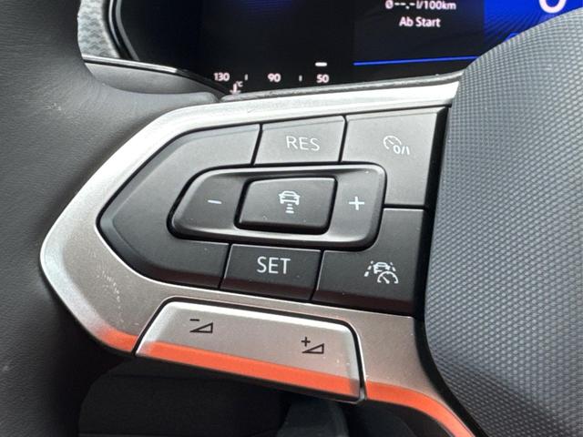 Volkswagen / T-Cross / / / / (Life+) SHZ+ACC+KAMERA+APP+KLIMA+LED+17'' ALU